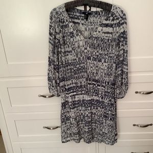 H&M blue and cream 3/4 sleeve with elastic hem dress.